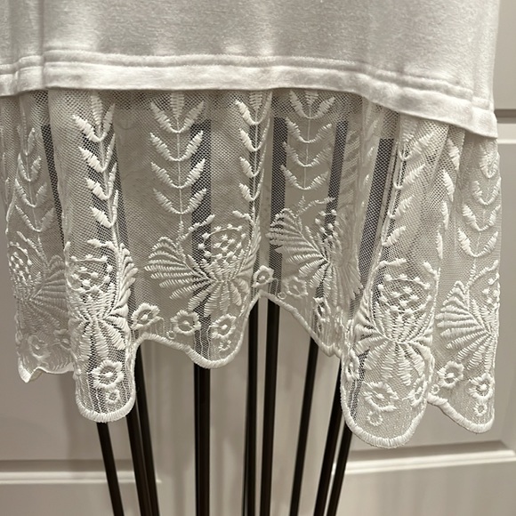 Shana SZ Med layering ivory camisole with ivory embroidery on scalloped mesh - Picture 2 of 8